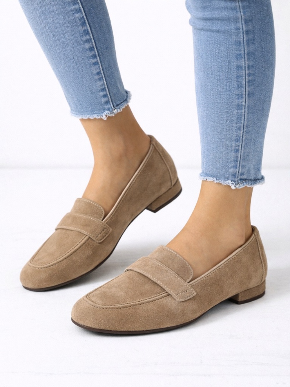 Aerosoles Women's Loafers Size 6M Brown Almond Toe Casual Slip On